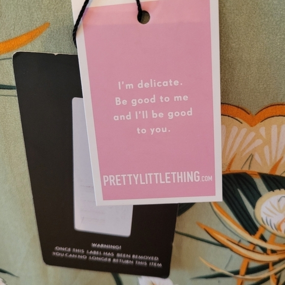 NWT Pretty Little Thing Green Floral Mini Dress Size 12 - Picture 5 of 5